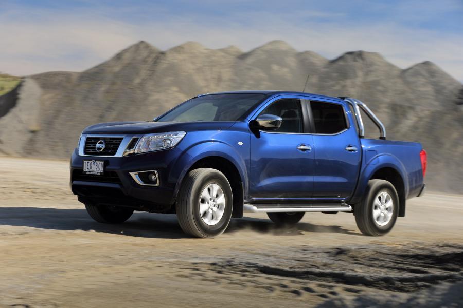  Nissan NP300 Navara Double Cab 2015 года  (AU) (фото 8 из 30)